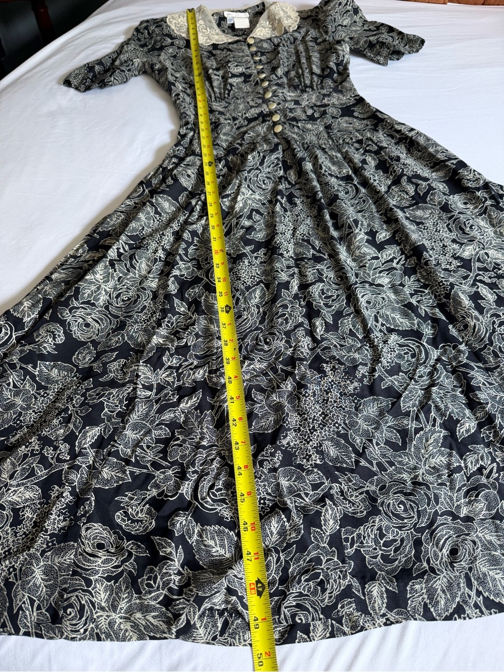 Vintage Jane Singer Black Cream Floral Cottagecore Button Front Midi Dress - Picture 14 of 14